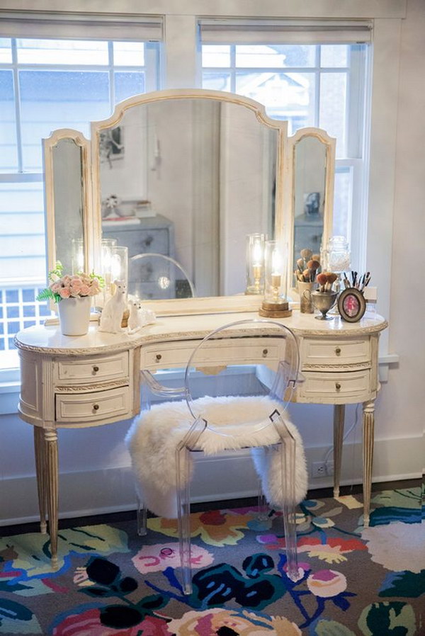 25 Awesome Makeup Vanity Ideas