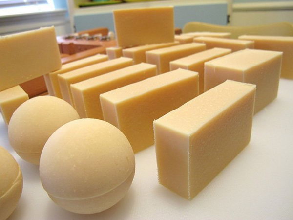 30 Amazing Homemade Soap Recipes & Ideas