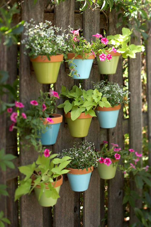 10 Creative Ways to Add a Little Beauty To Your Garden