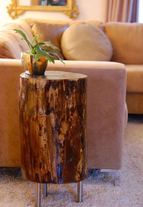 12 DIY Log Decorating Ideas for Your Home and Garden