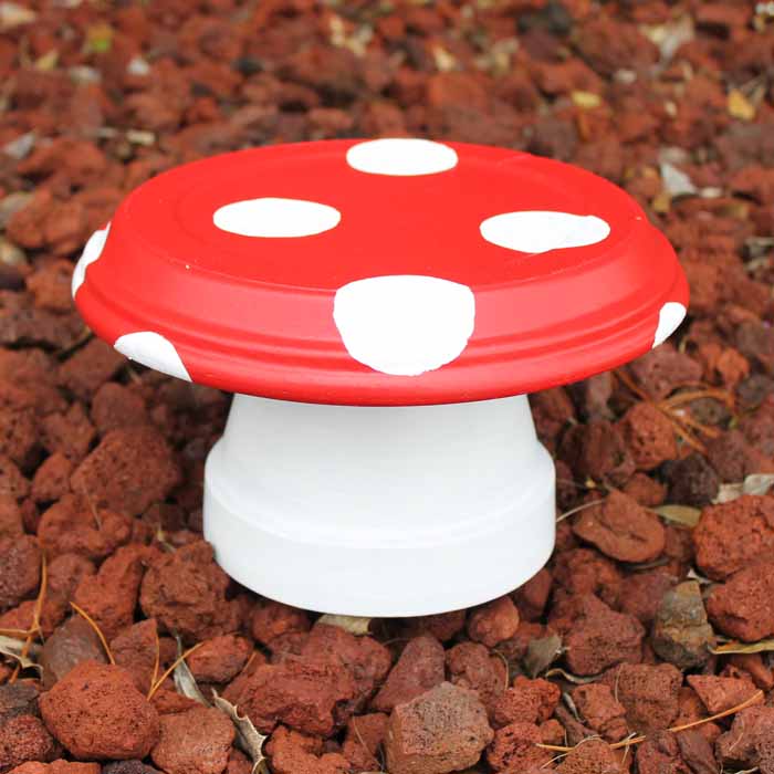 10 Fun & Easy Clay Pot Garden Projects