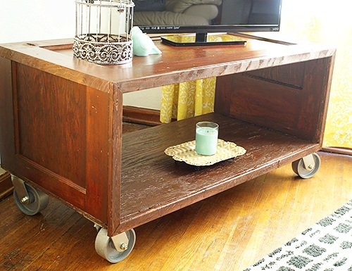 10 Unique and Stylish DIY TV Stands