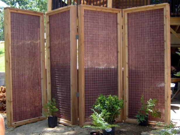 16 DIY Privacy Screens That Will Make Your Space More Intimate