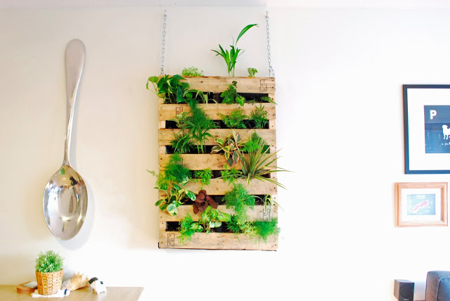 45 Clever Pallet Projects and Ideas