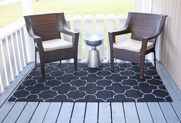 15 DIY Projects to Spruce Up Your Porch