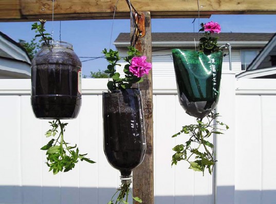 12 Fabulous DIY Hanging Planters