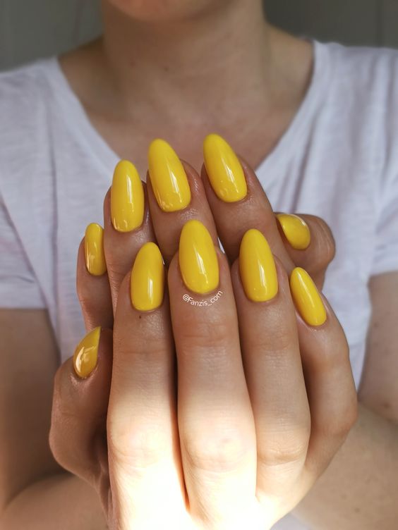 60 Stunning Yellow Nail Designs for 2022