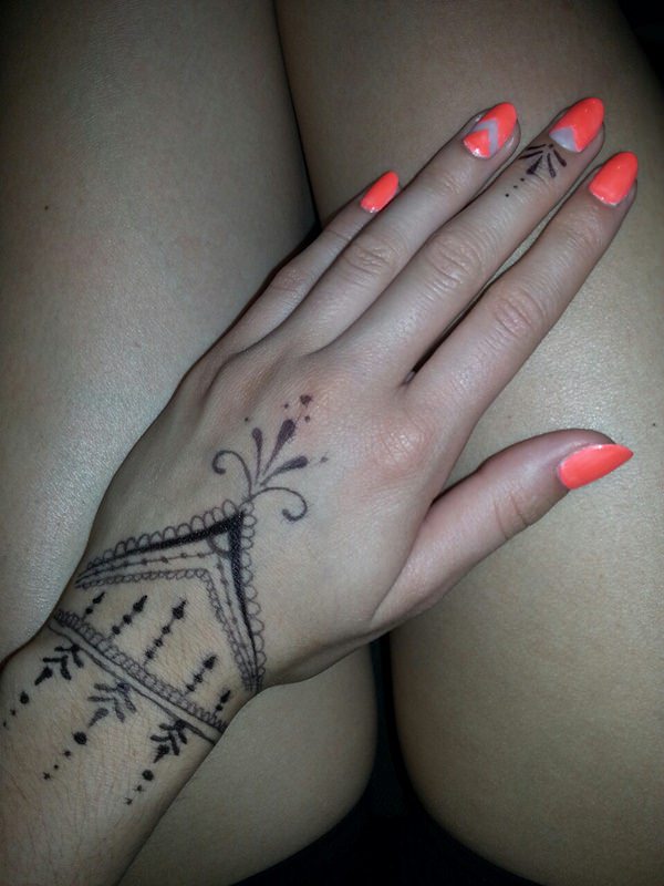 88 Trendy Neon Nail Art Designs and Ideas