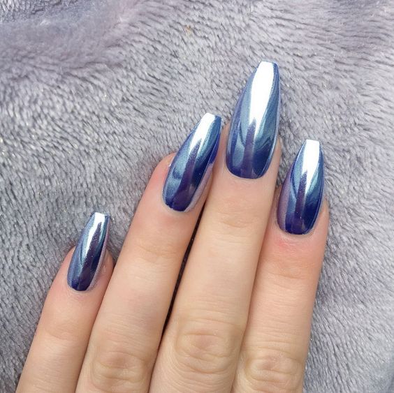 37 Stunning Silver Chrome Nail Art Designs and Ideas