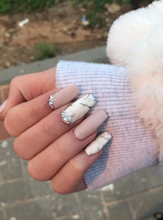 50 Awesome Marble Coffin Nail Designs