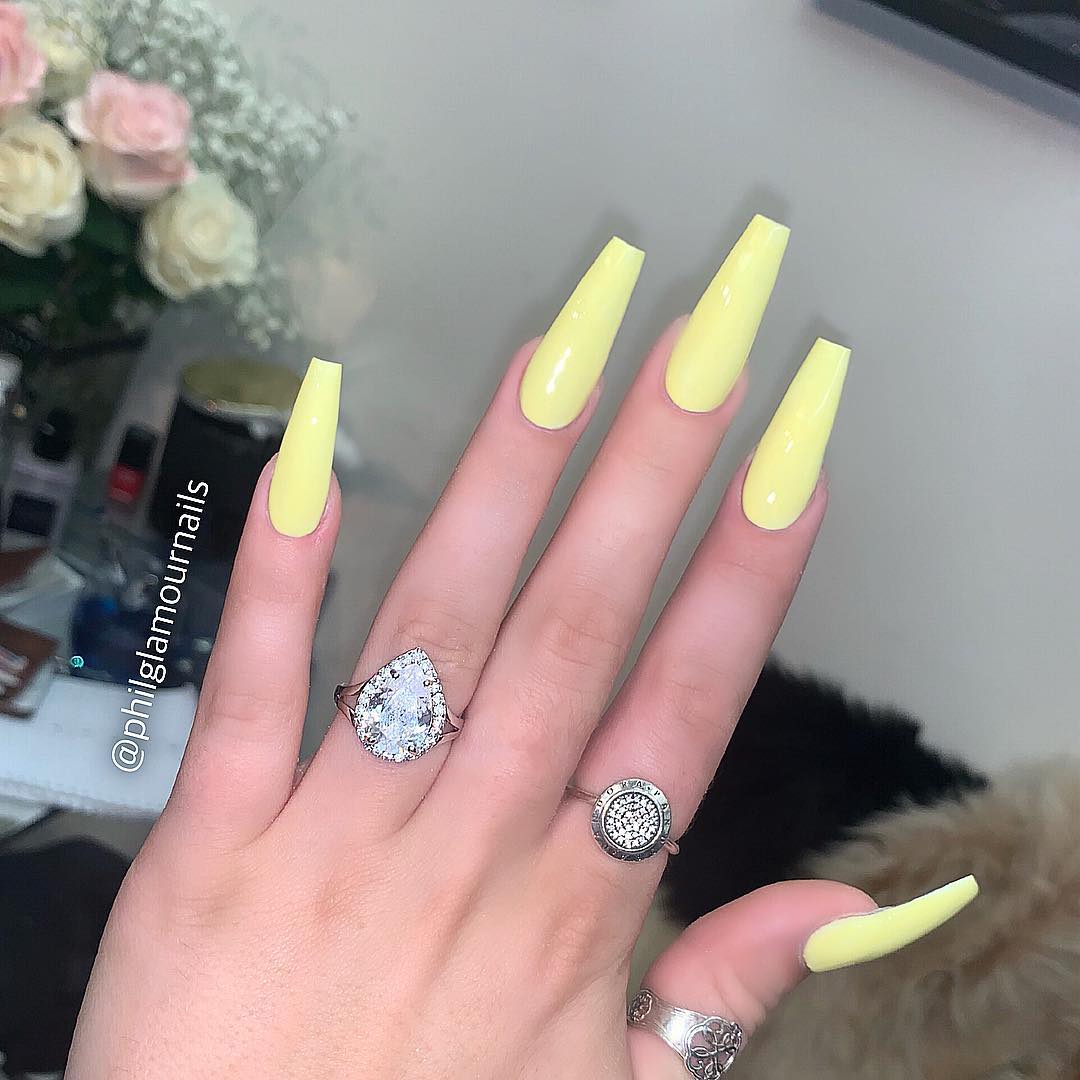 32 Impressive Coffin Yellow Nail Designs for Summer