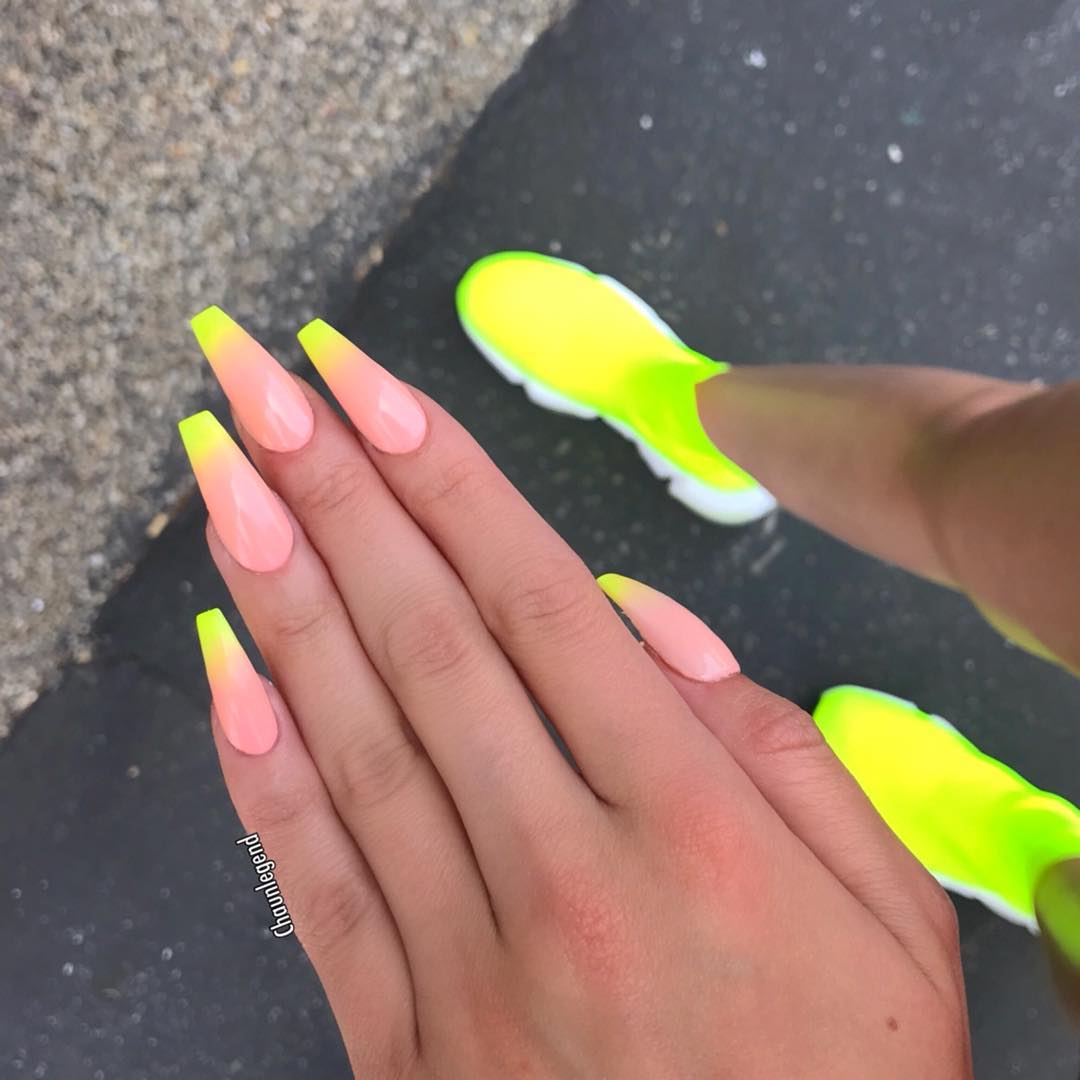 32 Impressive Coffin Yellow Nail Designs for Summer
