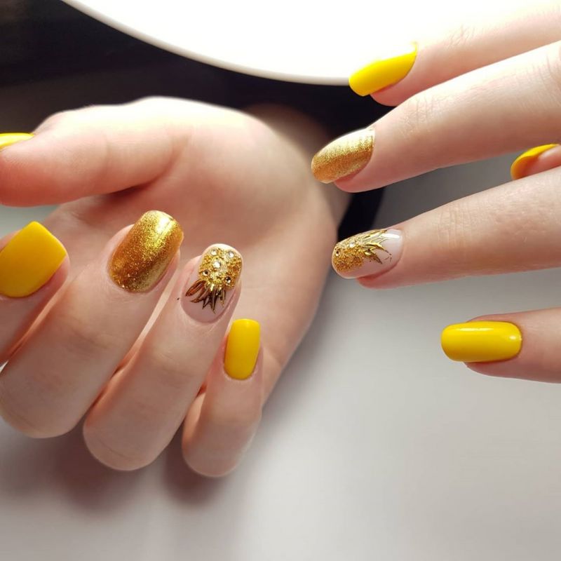 52 Pretty Pineapple Nail Designs You Will Love