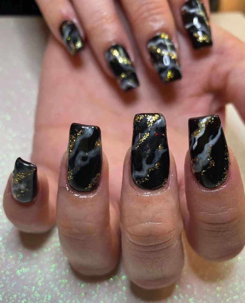 50 Trendy Black Marble Nails You Must Try