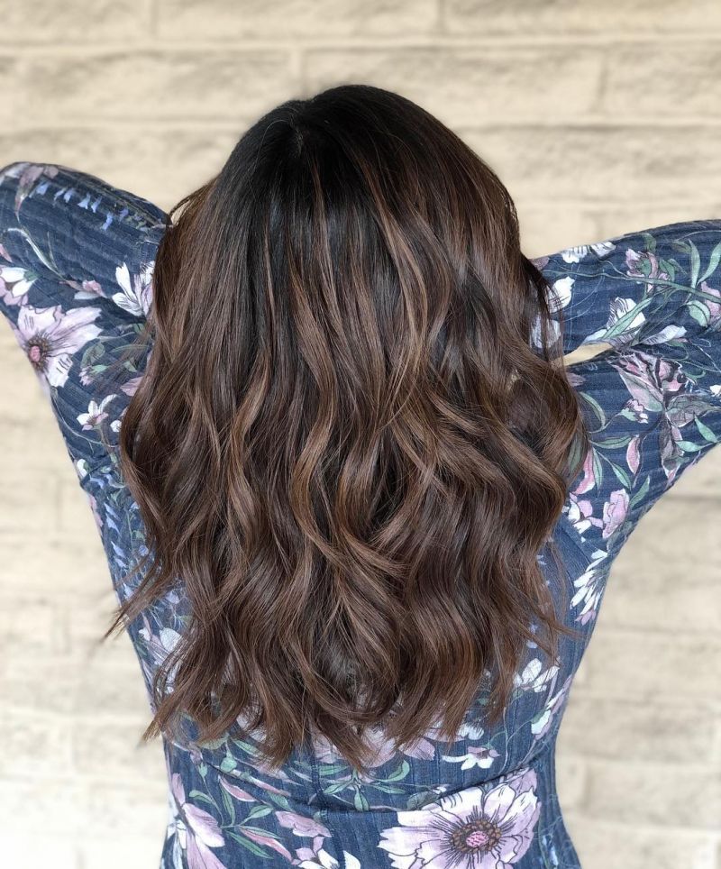 40 Pretty Long Wavy Hairstyles You Can Copy
