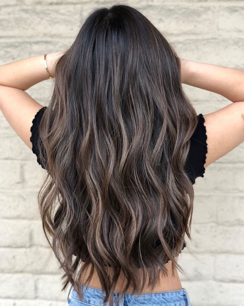 40 Pretty Long Wavy Hairstyles You Can Copy
