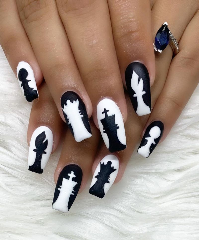 30 Pretty Chess Nail Art Designs to Inspire You