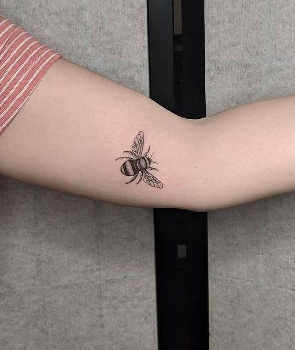 20 Best Bee Tattoos For Your Next Ink
