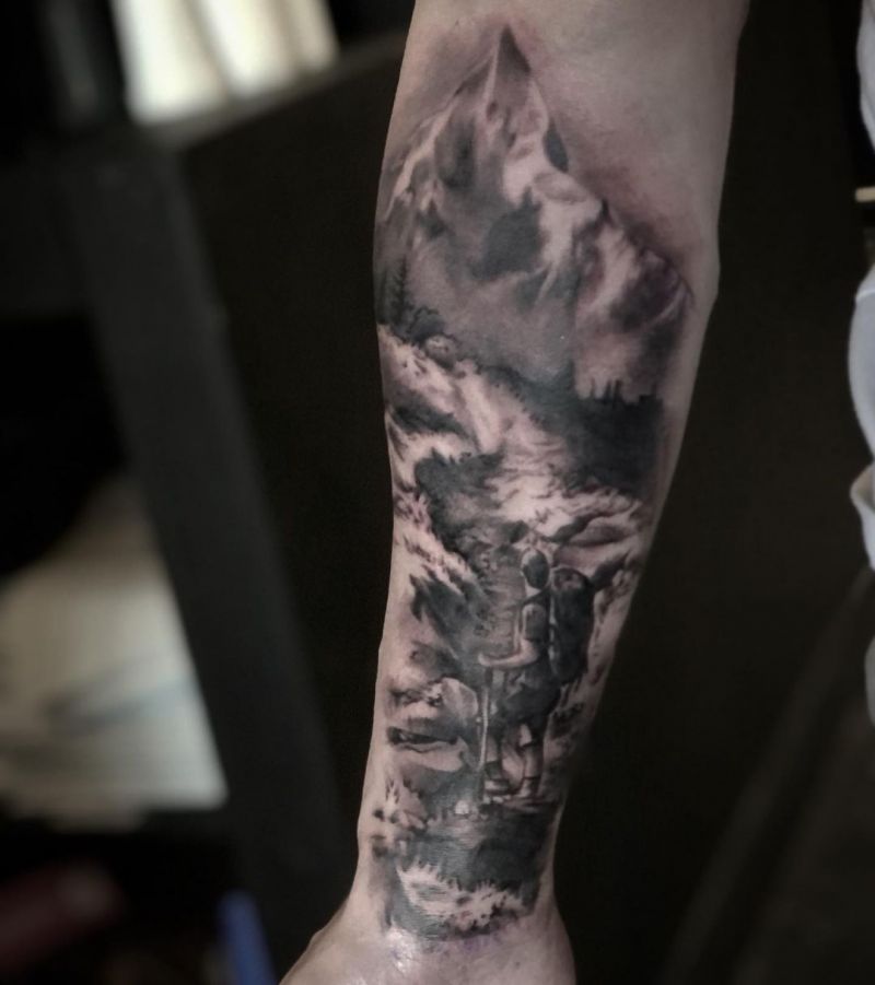 20 Unique Hiking Tattoos You Shouldn’t Miss