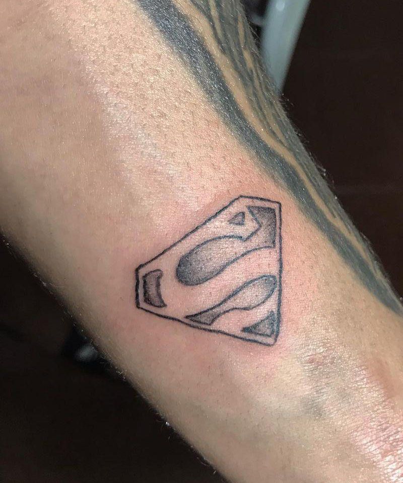 20 Unique Superman Tattoos You Can Copy