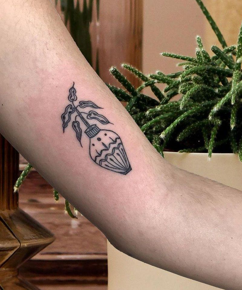 20 Unique Vase Tattoos For Your Next Ink