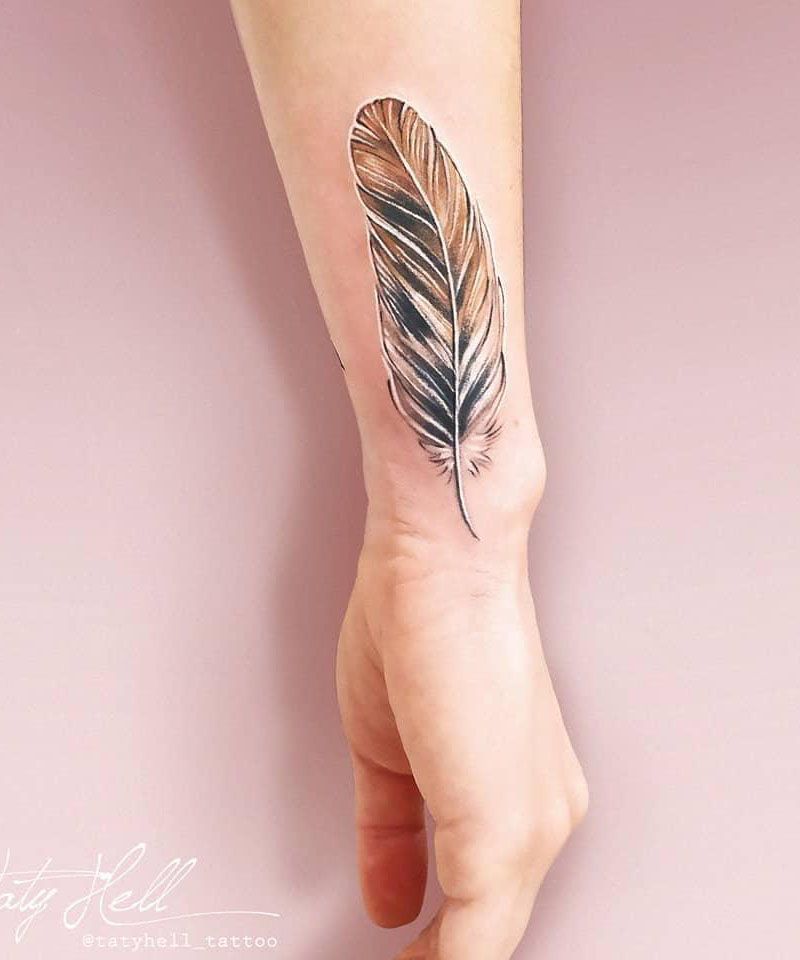 20 Classy Feather Tattoos You Can Copy