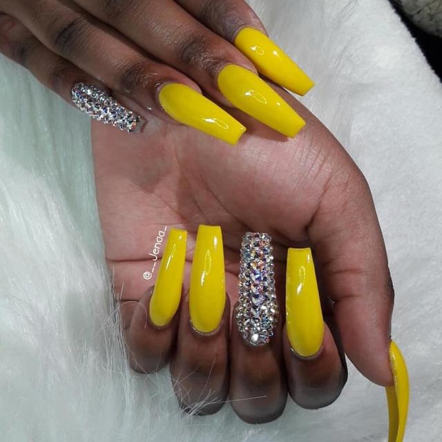 77 Stunning Yellow Neon Nail Art Designs and Ideas – Page 12 – Tiger Feng